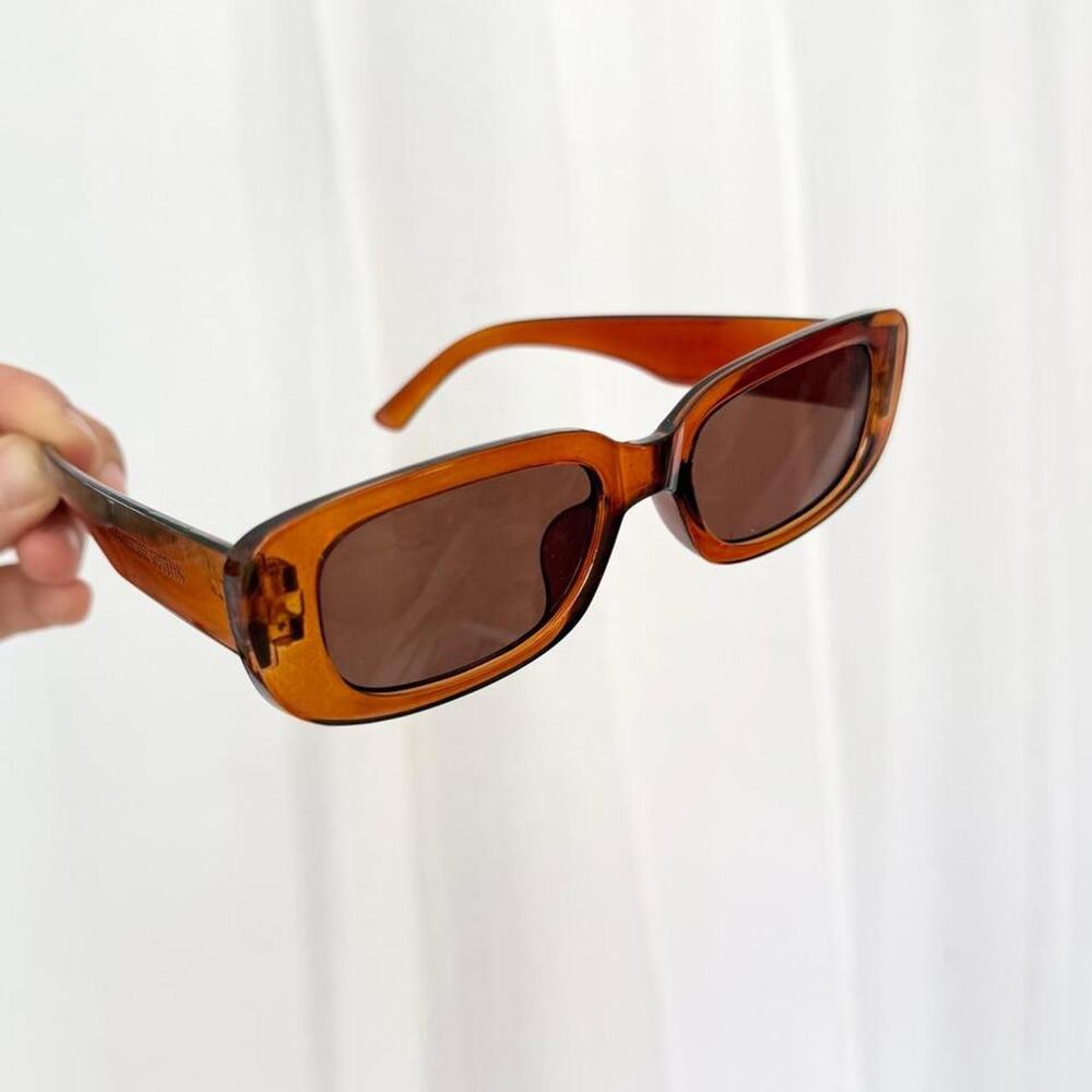 ✦ y2k amber tinted micro sunglasses 🧸